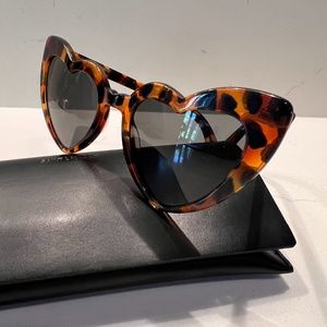 Saint Laurent Lou Lou S181 Sunglasses